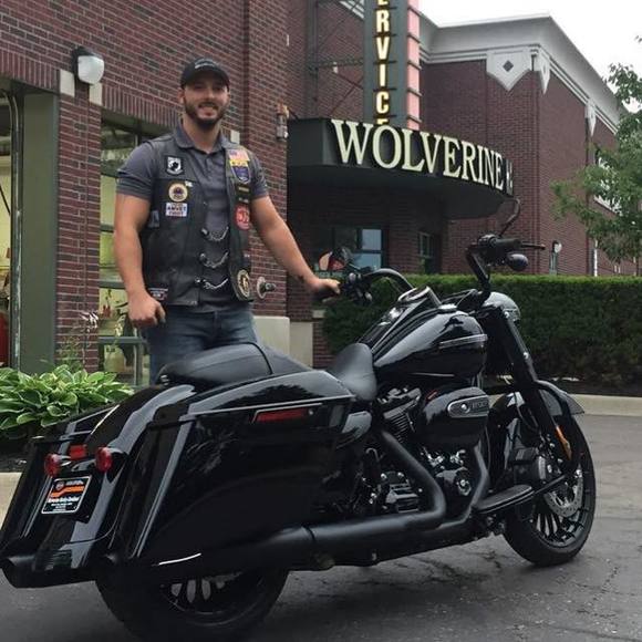 Meet your Posher, Bryan - Picture 1 of 1